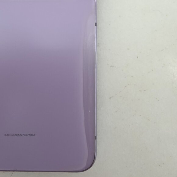 Samsung Galaxy Z Flip4 5G, 128GB, Bora Purple - Unlocked - Picture 4 of 12